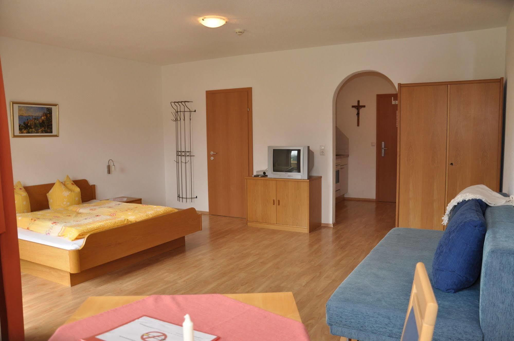 Kratzerwirt Apartments Neustift im Stubaital Esterno foto
