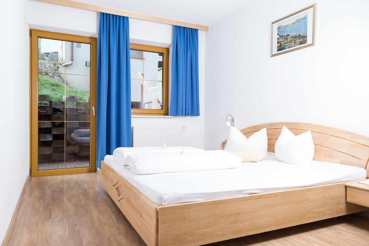 Kratzerwirt Apartments Neustift im Stubaital Esterno foto